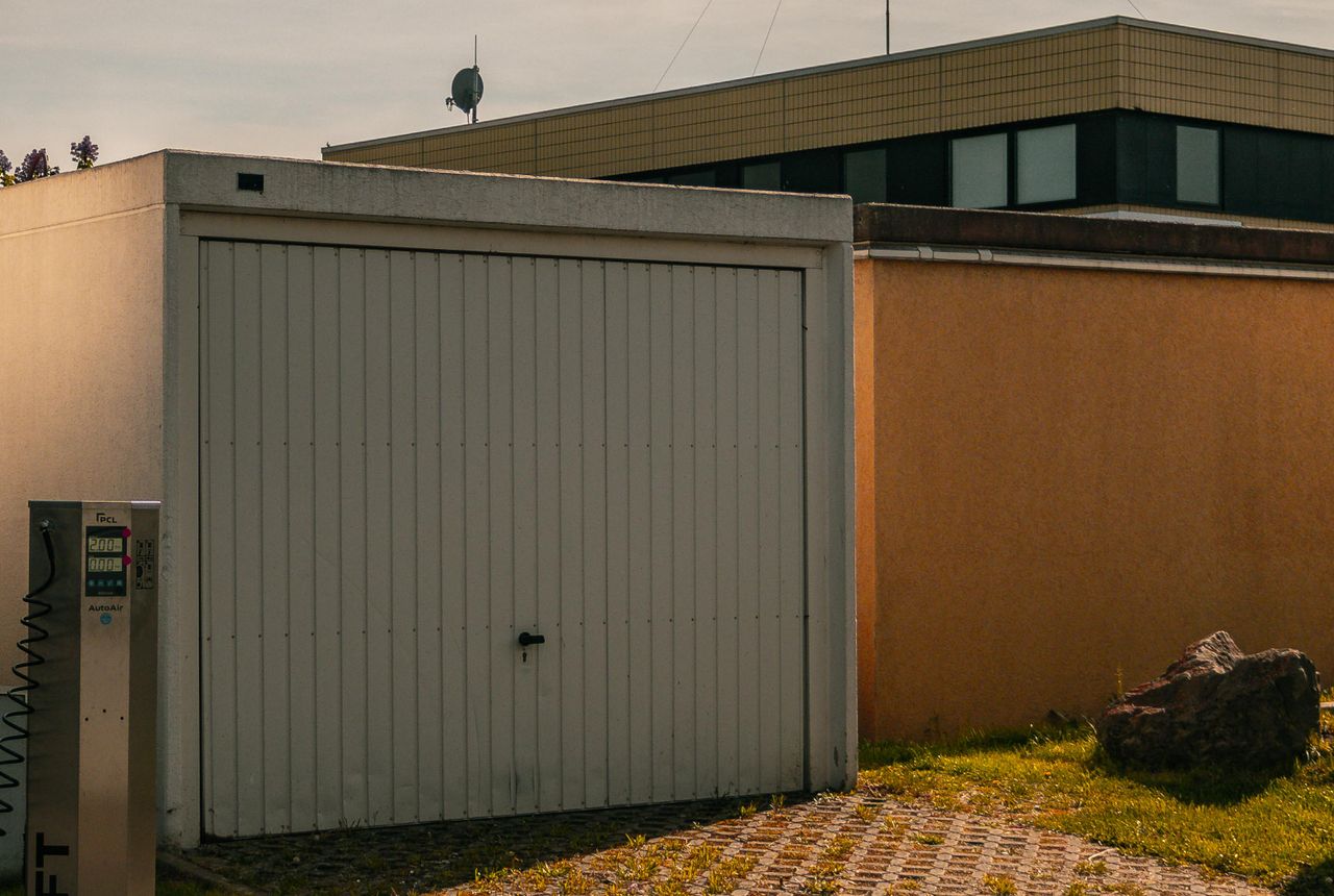Garage door service in Grand Rapids, MI